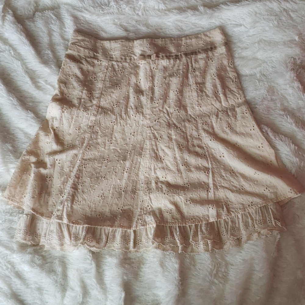 Joe Benbasset, Pencil Skirt